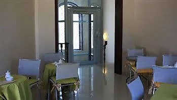 Casa Vacanze Le Due Torri Hotel *