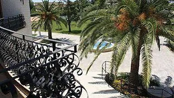 Casa Vacanze Le Due Torri 비토리아